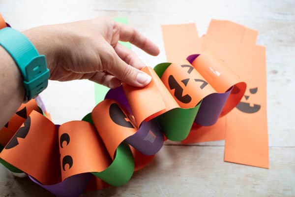 connecting 2 paper chains together