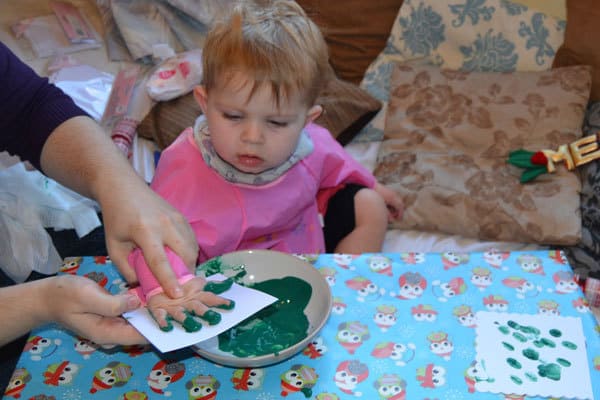 making toddler hand and footprint christmas cards