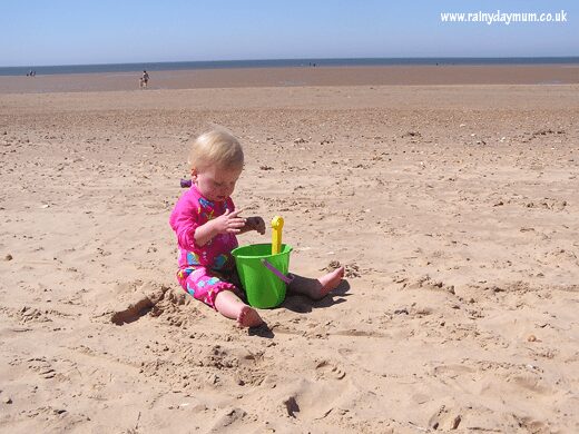 10 tips for getting toddlers to the beach