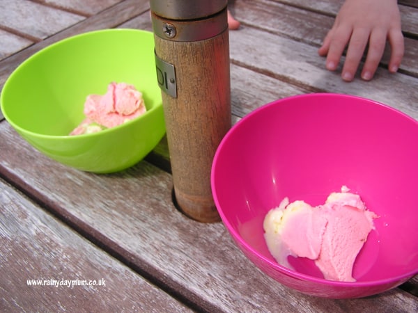 two bowls with ice cream in placed in the sun to explore melting with kids