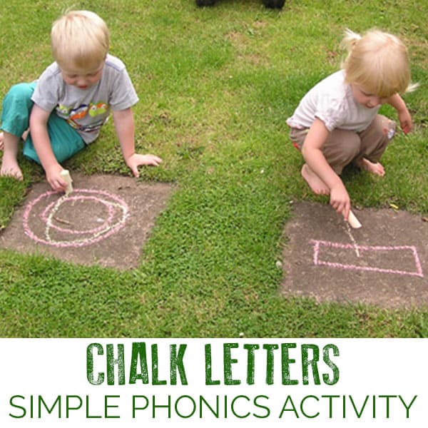Simple phonics activity to learn letters, phonemes, names and more. This classic can easily be adapted to different stages, ages and development