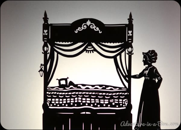 The Princess and the Pea Shadow Theatre - free printables to create your own at home