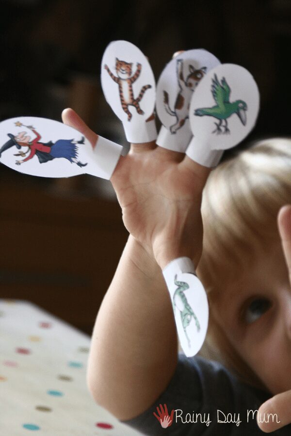 Room on the Broom - learning ordinal numbers and sequencing with finger puppets