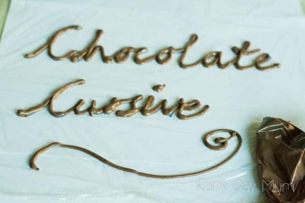 Hands-on edible handwriting practice for kids. Work on cursive handwriting with this edible activity for learning where letters join and how.