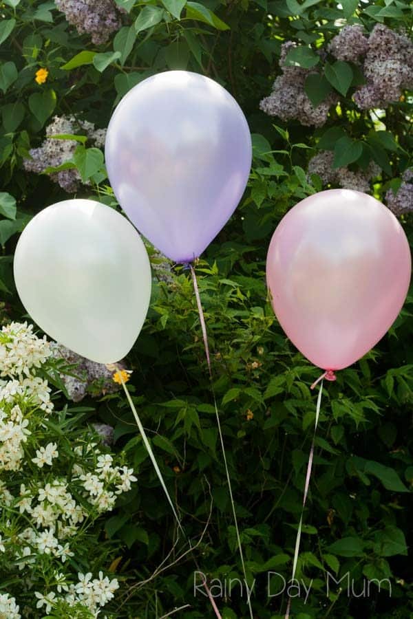 Simple Ballerina Party for little girls that you can throw at home, including ideas for DIY party favours, food and decorations.