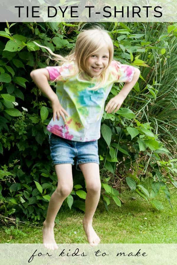 Fun summer craft to do with kids - create your own Tie Dye T-Shirts with this full tutorial including suggestions for different final patterns and top tips.