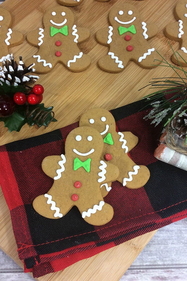 Classic Gingerbread Man Recipe adapted to cook with kids.
