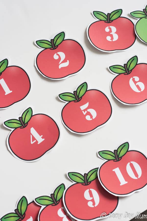 Work on the key concept in mathematics of number bonds with this free download of red and green counting apples to manipulate to make 10.
