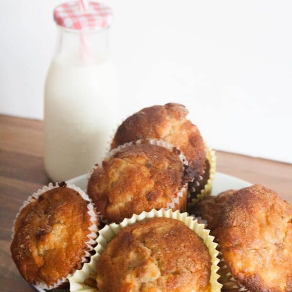 apple and cinnamon breakfast muffins to make with kids