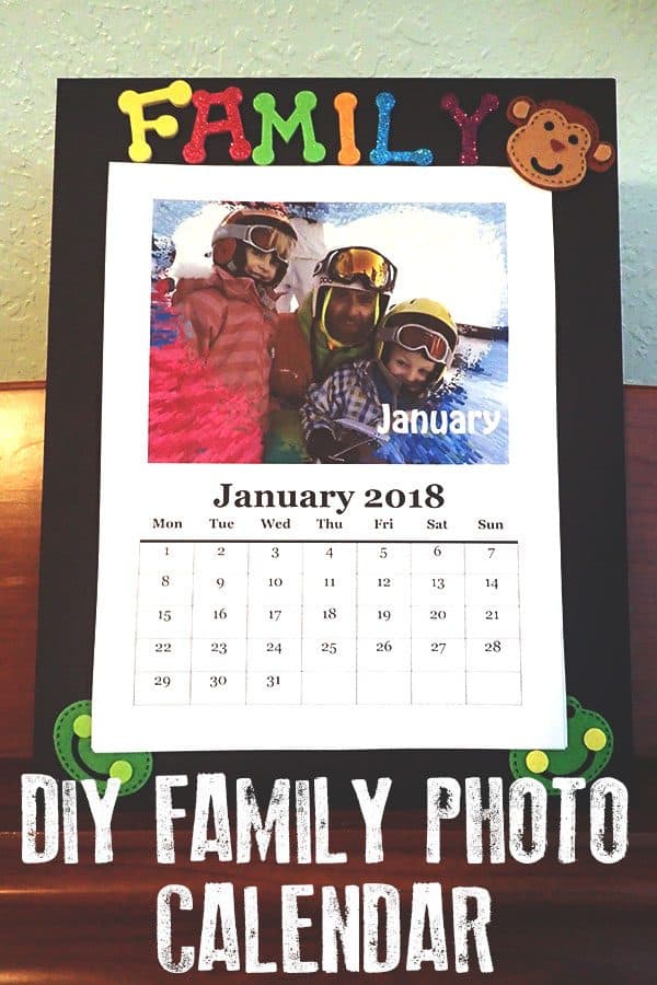 Fun photo project for families to make a DIY Family Photo Calendar using Adobe Photoshop Elements 2018.