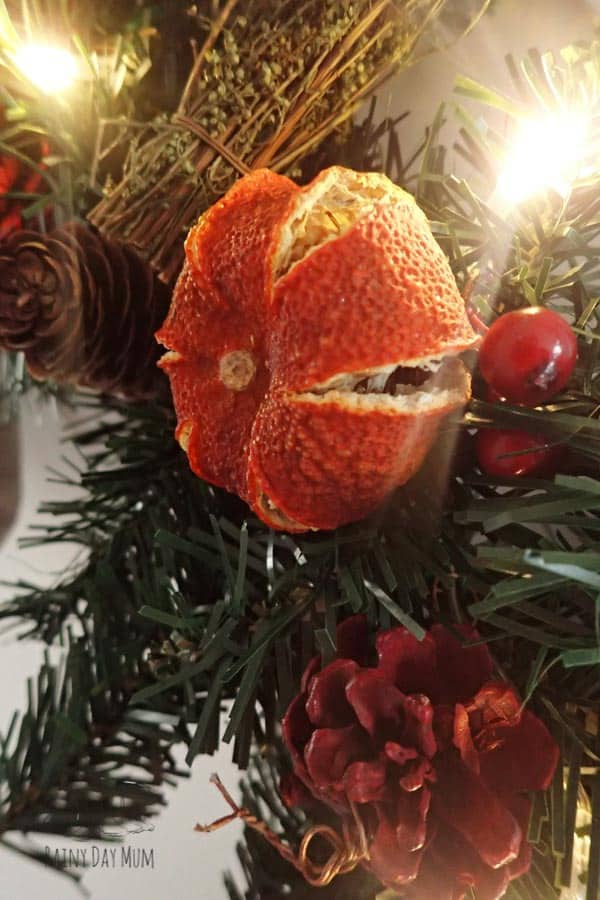 Full step-by-step instructions on how to dry your own whole oranges to create natural Christmas decorations for the home.