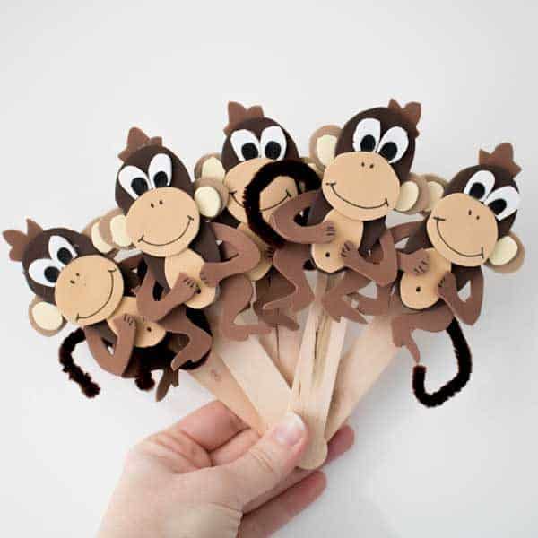 five little monkeys jumping on the bed nursery rhyme puppets