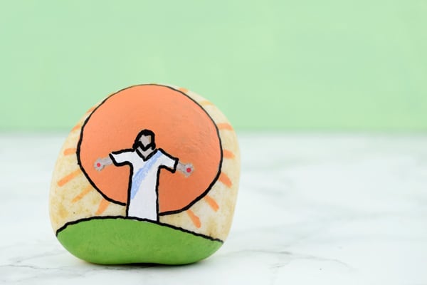 Make these easy Easter Story Stones to help teach your children about the meaning behind the Christian Celebration of Easter. Read aloud the story of Easter and then create and use these simple stones to retell the story.