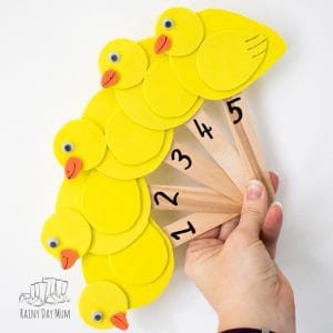Five Little Ducks Lyrics and Easy Puppets