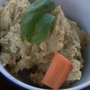 Try this quick and easy hummus inspired recipe perfect as a summer appertiser. Serve with vegetables and pitta bread and within 5 minutes you can have this on the table for everyone to enjoy.