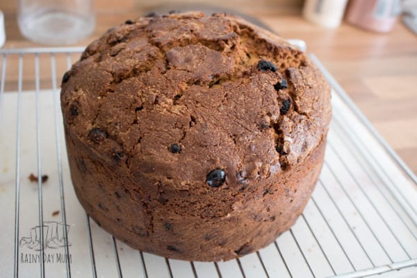 Delicious old fashioned fruitcake recipe, just like it's straight from the farmhouse. This classic recipe for afternoon tea or just to enjoy anytime.