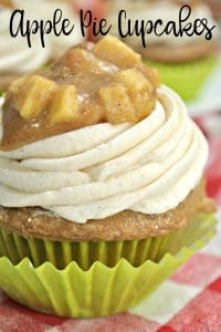 Spiced Cupcakes with Cinnamon Butter Cream and Apple Pie Topping