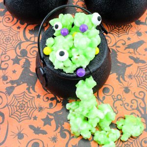 Simple to cook with kids Popcorn Halloween Treats in a Cauldron