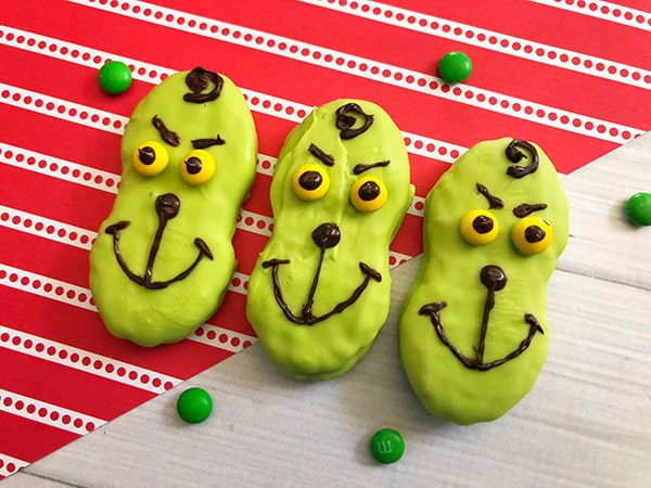 Easy to make Grinch Themed decorated nutter butters for kids