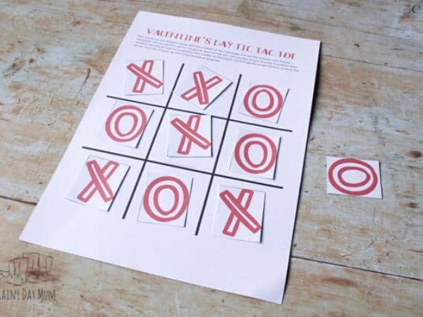 playing tic tac toe with the kids a great way to promote turn taking and sharing