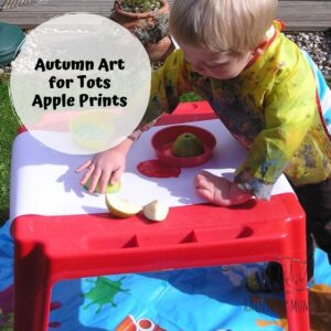 Apple Printing – Autumn Art for Toddlers & Preschoolers